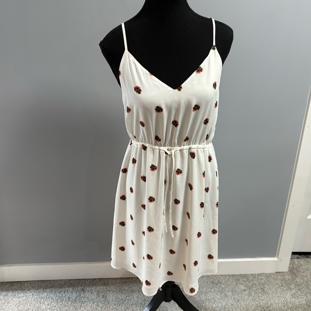 Aritzia - Babaton Dress